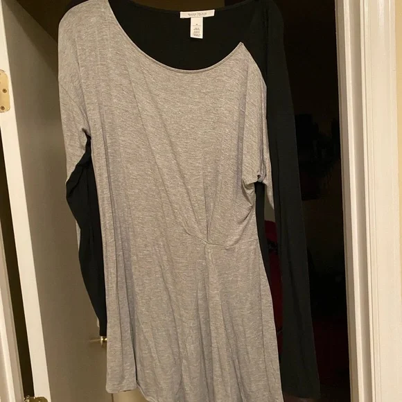 White black medium shirt - Picture 2 of 5